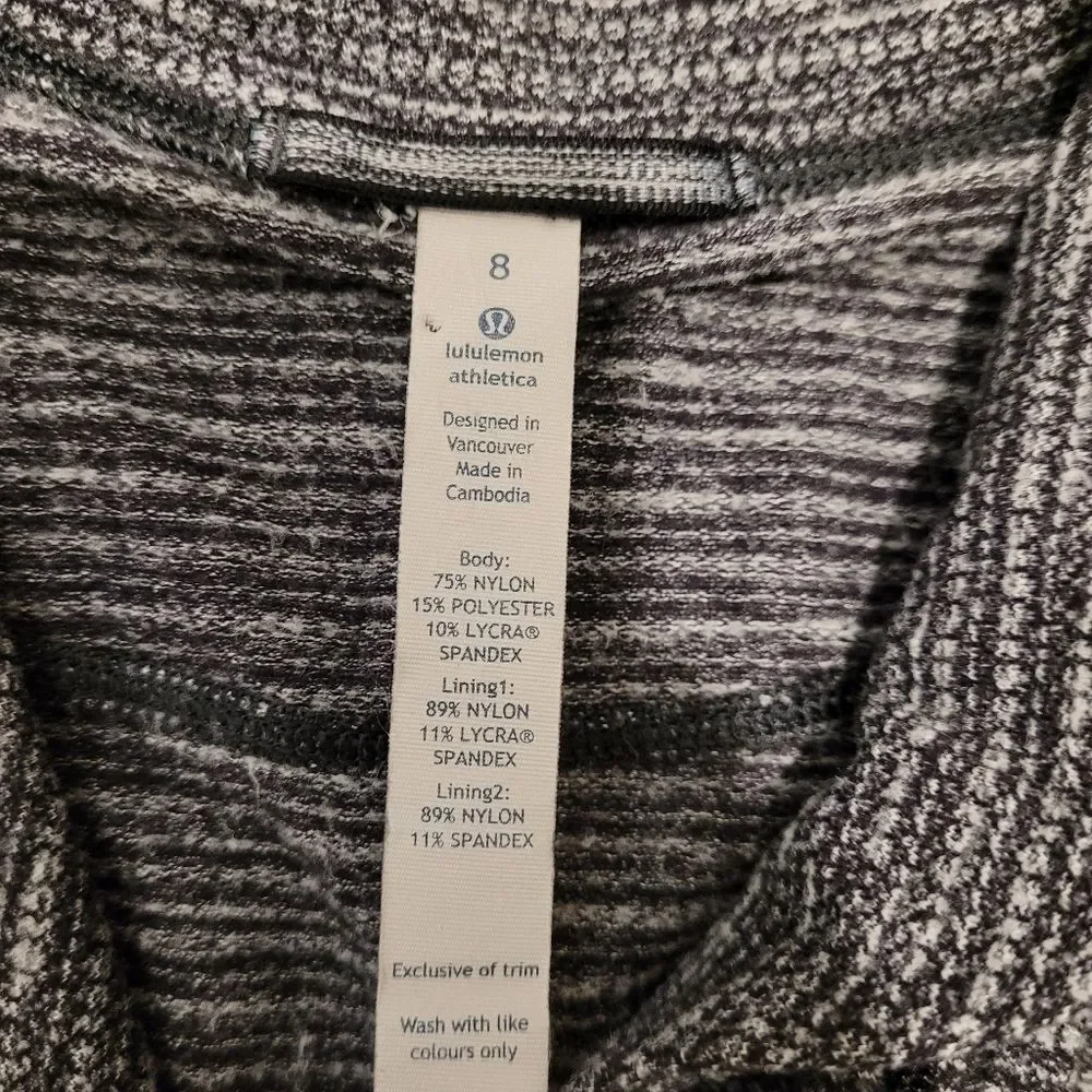 Lululemon Athletica Black and White Knit Quarter Zip Pullover 8 Activewear